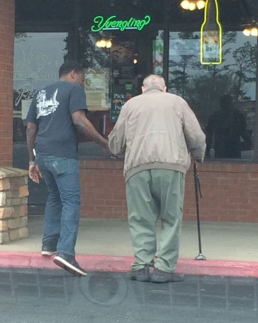 I stopped to help an old man into a restaurant, and he changed how I see my dad.