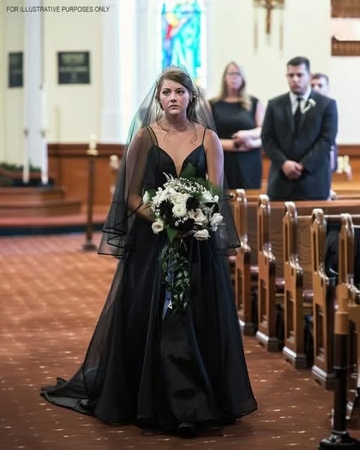 My Daughter’s Wedding Dress Arrived Completely Black — but That Wasn’t the Real D.i.sa.s.ter